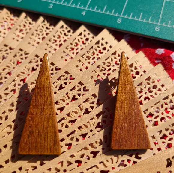 Vintage America Other - Vintage America Wooden Triangle Earrings